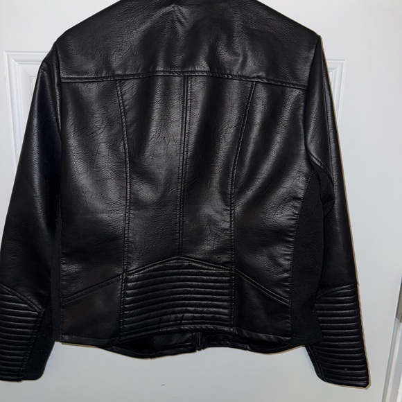 Torrid Women's Black Leather Jacket - Picture 3 of 7